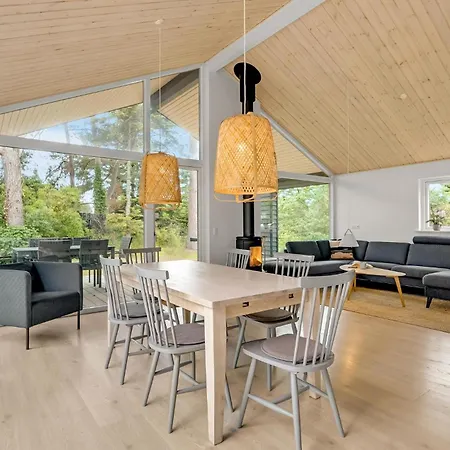 Beautiful In Idestrup With Kitchen Semesterbostad *